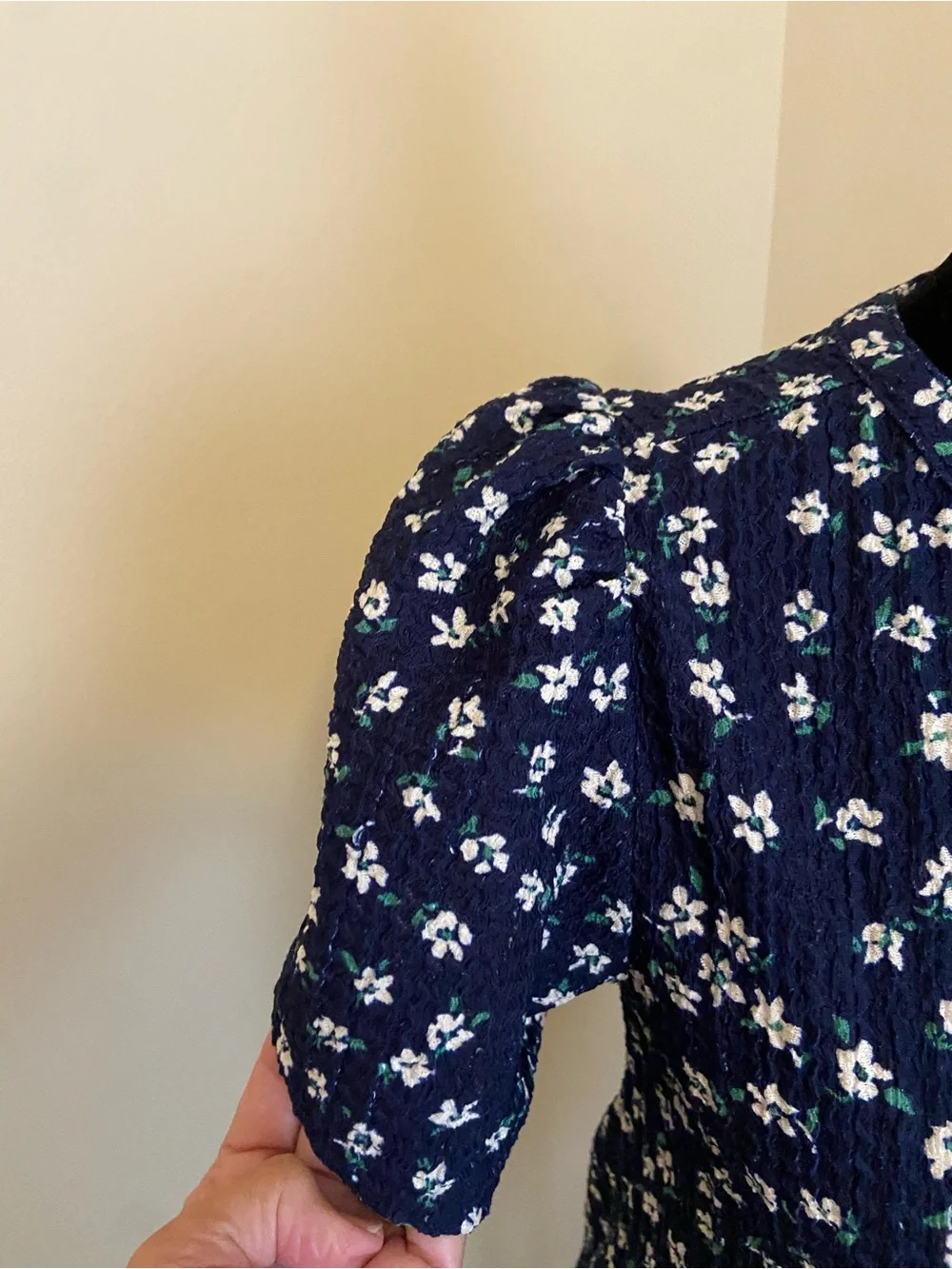 LOFT Navy Floral v neck Puff-Sleeve Blouse